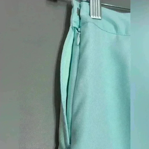 Greg Norman Perfect Fit Women's Pullon Skort (361) - Picture 9 of 15